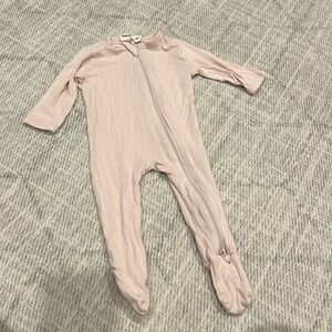 Kyte Baby zip up onesie